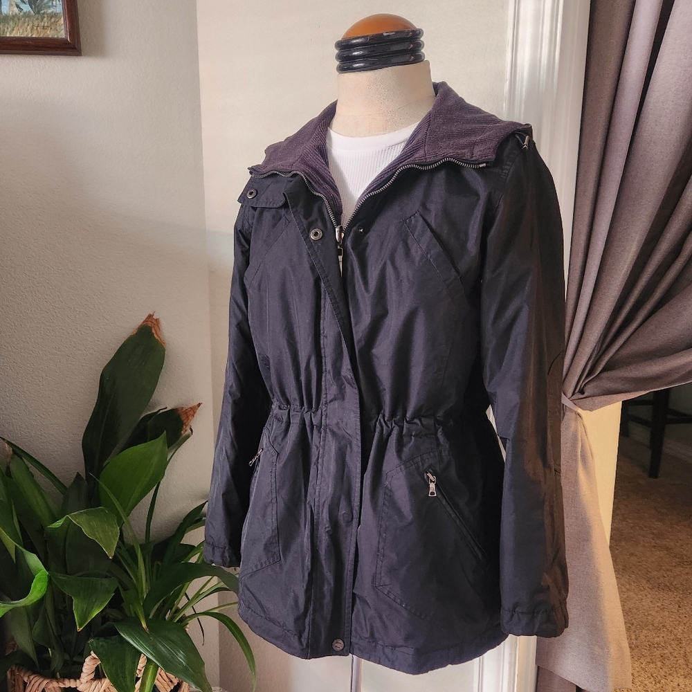 Reversible All-weather Black Coat 𤩠- Picture 5 of 16